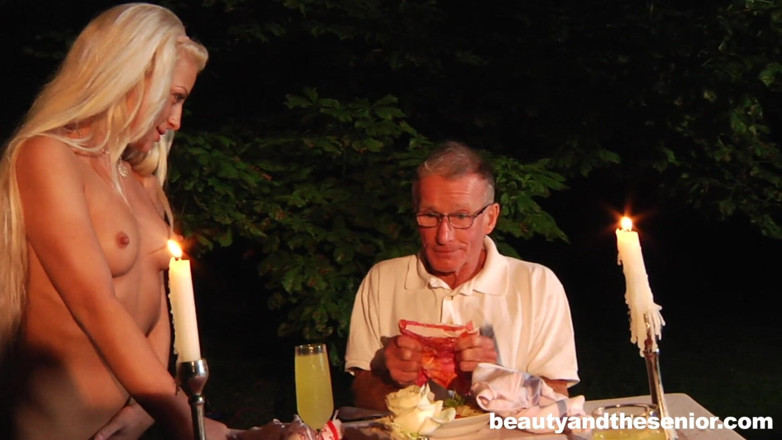 Granddadz: Starý Velký čůrák pro Poušti od táty