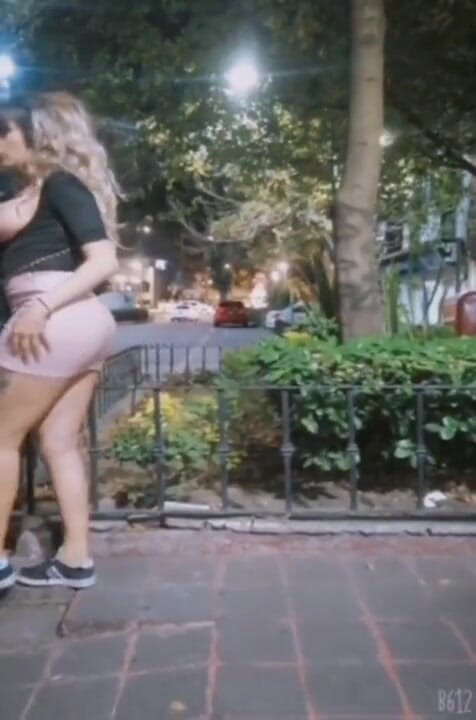 Barbietransxxxx: Tranny anální sex venku hardcore