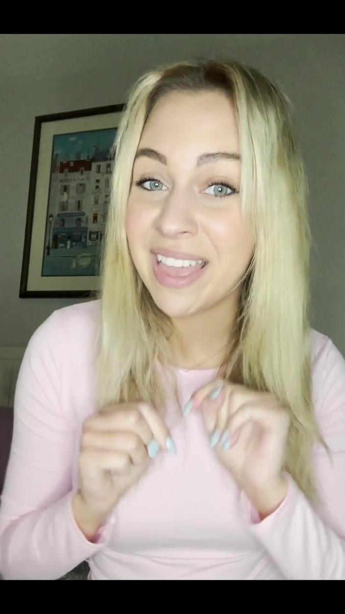 Tiffstreatsxoxo: Omg je beschaamt me elke keer als je die kleine...