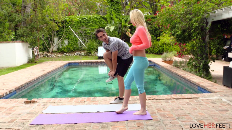 Loveherfeet: Yoga Ayakları