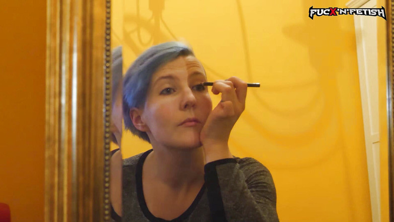 Fuck n Fetish: Clip 92A maquillaje con Amelia