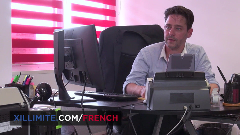 French girls at work: Sexo anal entre colegas de trabajo
