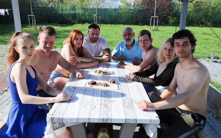 LetsGoBi: Vom Picknick zum fickfest teil 1 von Letsgobi