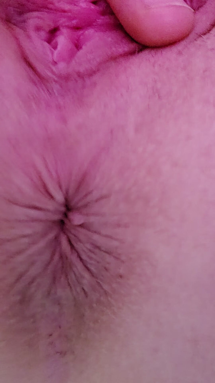 NaughtyRedFarmgirl: Non farmi piscio o devo punirti