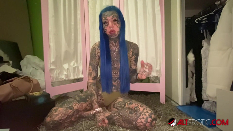 Alt Erotic: La masturbación en solitario en cuarentena de Amber Luke