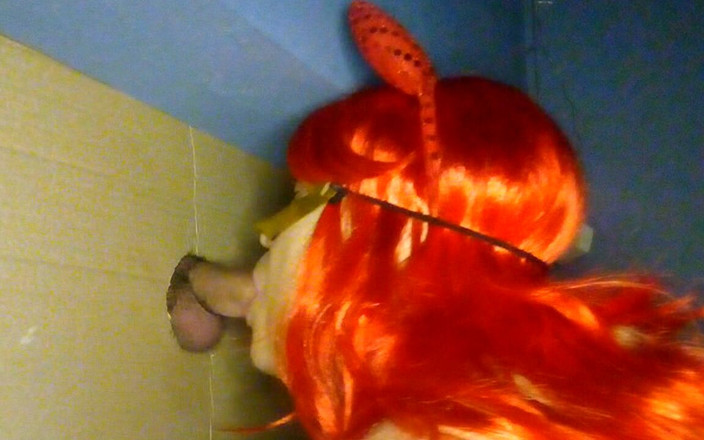 Sexoamateur: 할로윈 밀프 악마 오럴