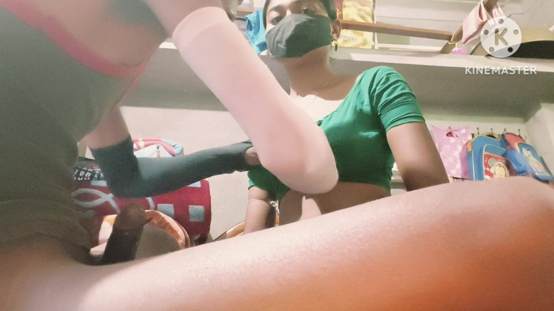 Pojahoty: Video seks hardcore devar si tante seksi india dientot habis-habisan...