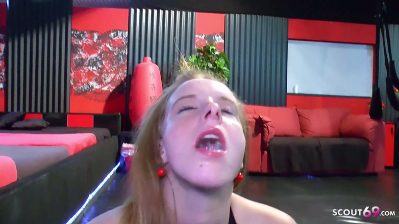 Full porn collection: Sapık sıska gençler Penny ve Natalie bukkake partisinde