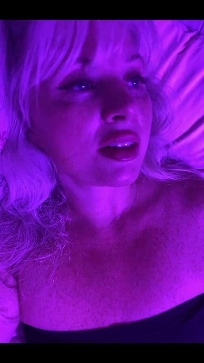 PaintedRose Taboo Femdom Fetish MILF: 조금 좋은 조금 나쁜