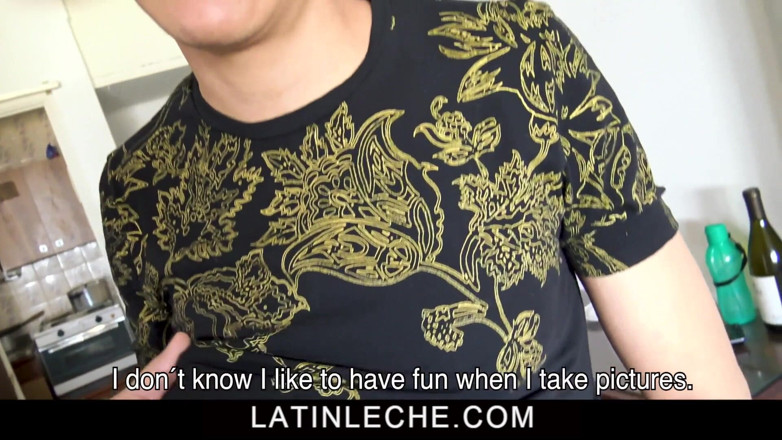 Say Uncle: Nerveuze Latijnse amateur homoporno casting