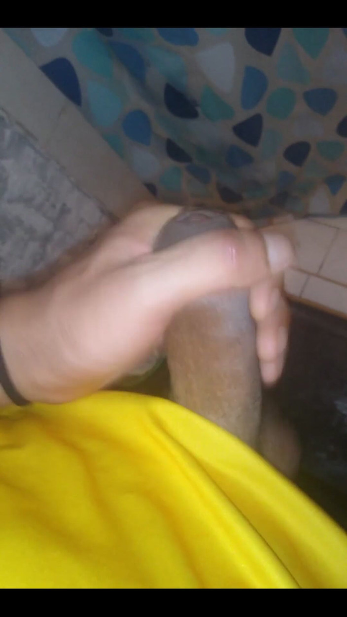 AlexAlejandro13: Al día siguiente