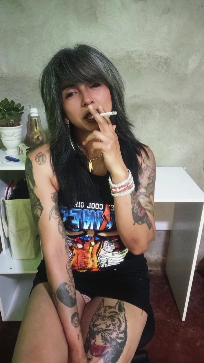 Casia Castro: Ven a fumar conmigo
