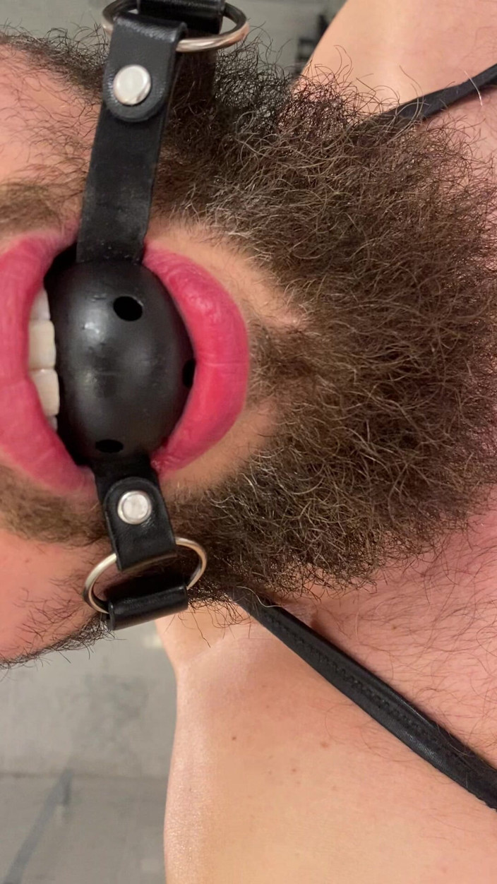 FlowingSpring247: Ball gag masturbazione anale