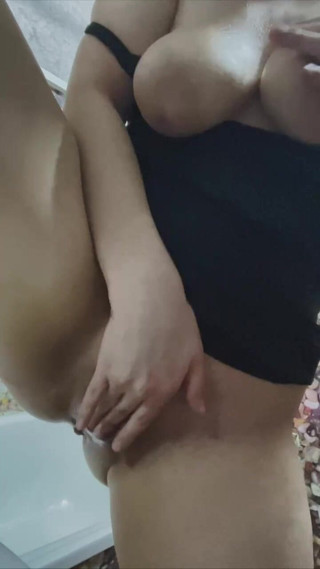 Sweetbitchmary: Piękna masturbacja część 1