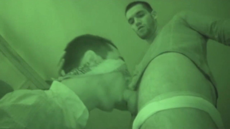 Crunch Boy: Gay sorprendido al chupar el ojo de la webcam de...