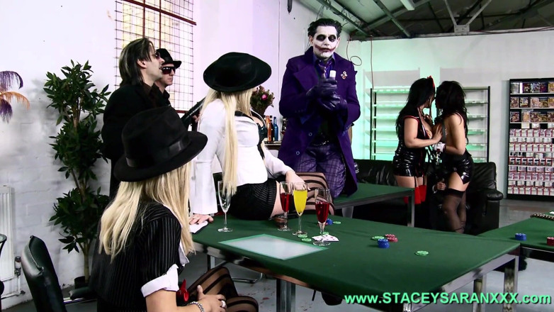 Spungy Gunk Films: Stacey Saran y Anna Lovato y Jazmín Black y Brooke...