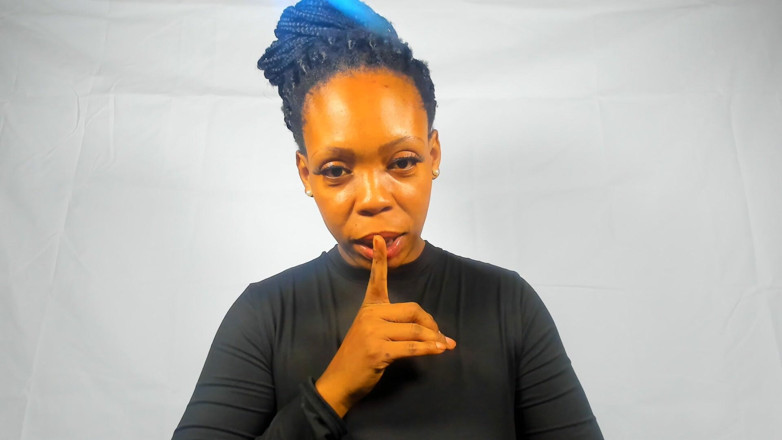 AnalEbony: Hodina skla s velkým zadkem v jump suite...