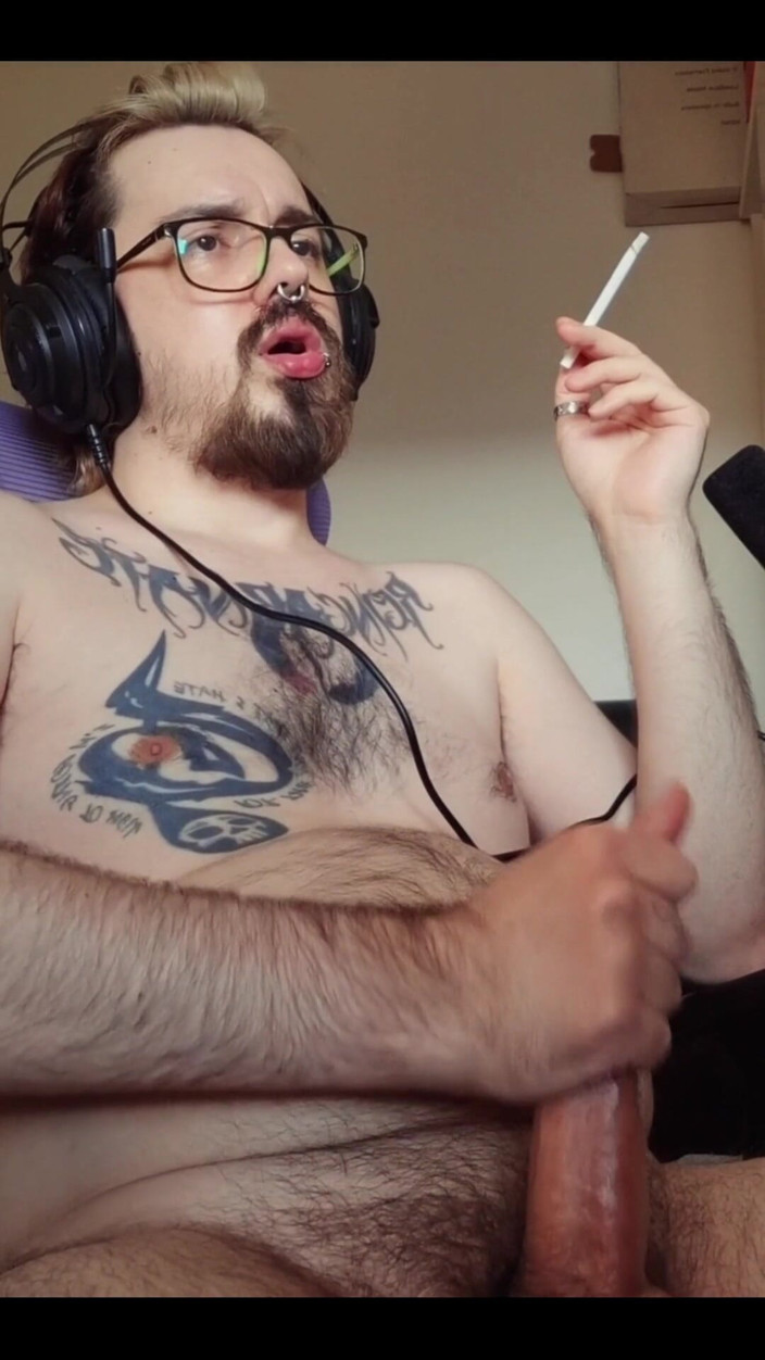 NaturalBornSinner: Kutas w ręku