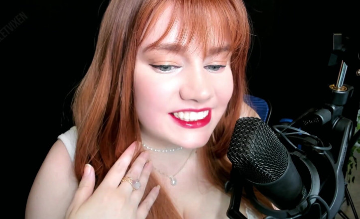 Scarlet Vixen: Asmr tôn sùng miệng