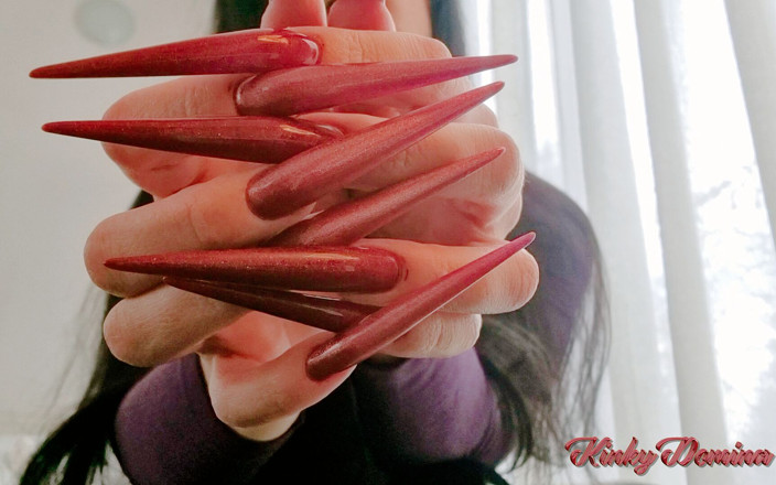 KinkyDomina: Uctívání mých božských jehlových nehtů JOi