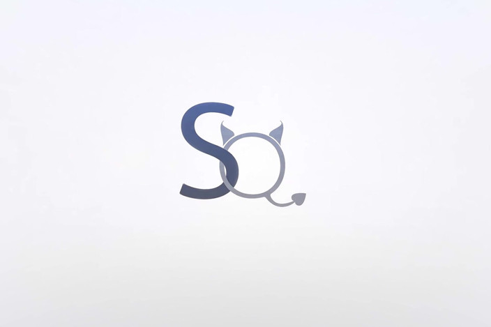 StasyQVR: Stasy dans des filets de pêche