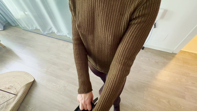 Wiss Chris: Stiefvader houdt van panty rond zijn lul