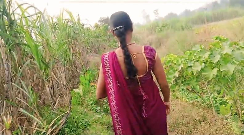 RadhaDevi: Radha Bhabhi foi fodida na selva