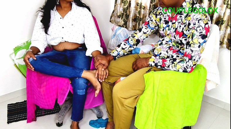 Sexy Komal: Komal Had Sex with a Boy Who Came to Interview...