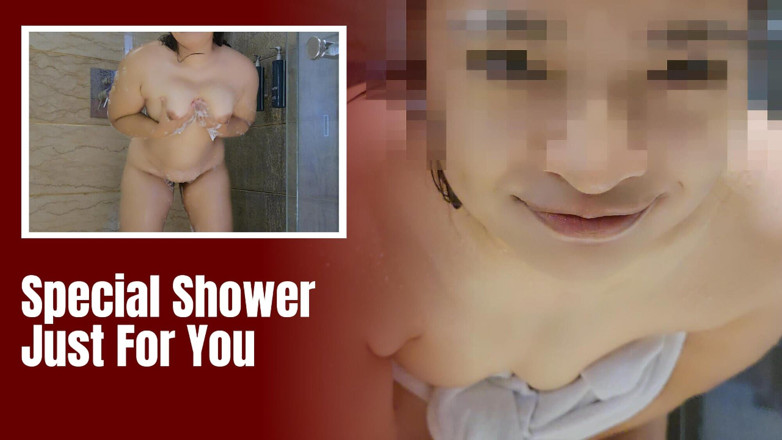 Minokiiko: Je me douche toute seule en attendant ma charmante patronne -...