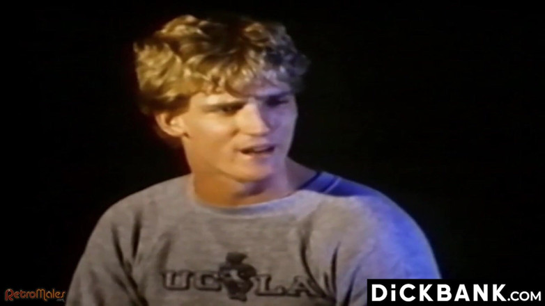 Dick bank: Horny Gay Barebacks Bottom Tight Hole