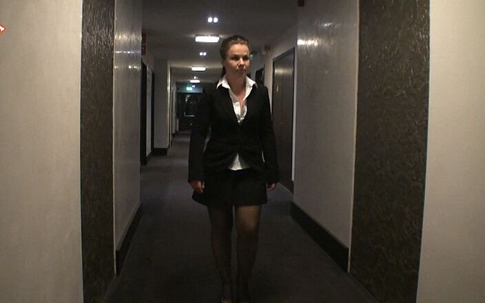 Lydia Privat: Sexo en el hotel con huésped