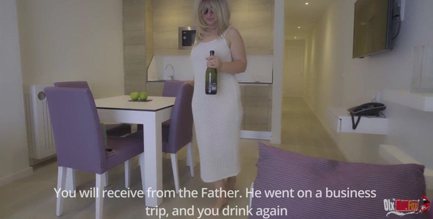 OlxRedFox: Une belle-mère sexy veut baiser et prend la bite de...