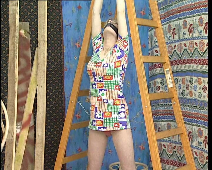YOUR FIRST PORN: Behaarte Fotze Und Behaarter Arsch - Jessy în Softbondage Pizdă păroasă și cur...