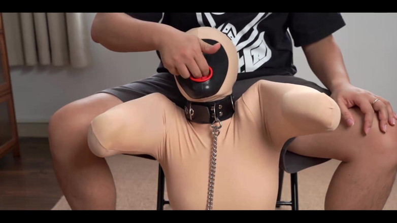 OrangeXXOO: A Pet Slave Wrapped in Tight Fitting Clothes