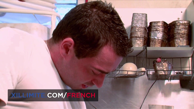 French girls at work: Bruneta franceză cu țâțe mari Lana Fever îl fute pe brutar