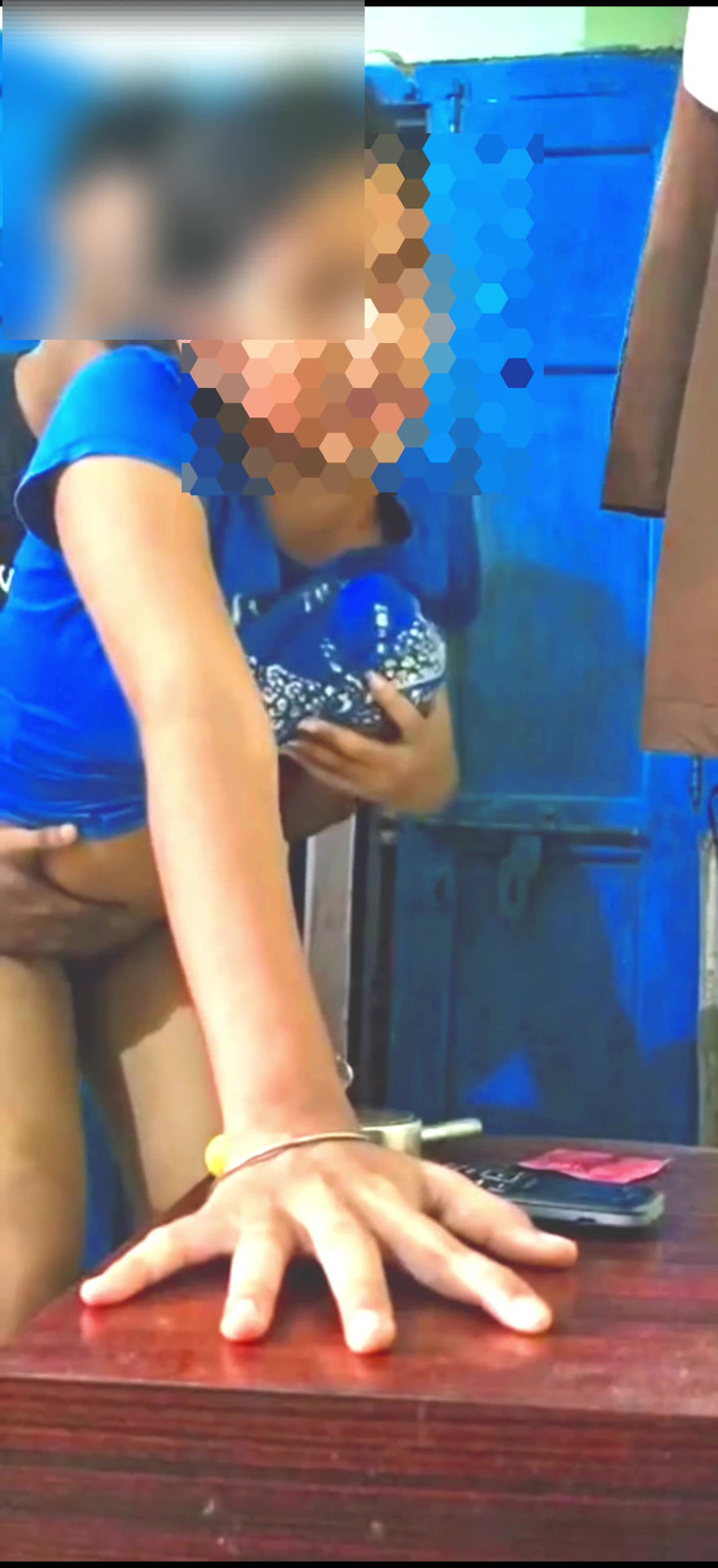 SanskariGirl1: Sesso duro e veloce nella casa della ragazza indiana del...