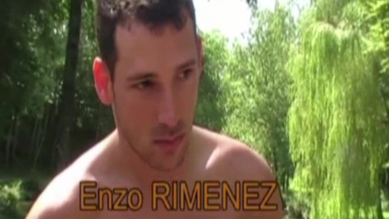 BiFantasy: BIsexuel en casa con mi amigo heterosexual