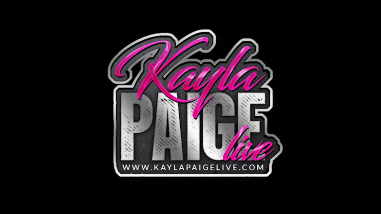 Kayla Paige: Kayla Paige poesje likken met latina Carmen Valentina!