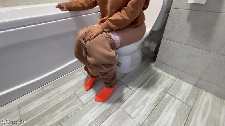 GassyKat: La toilette quotidiana s2 episodio 21