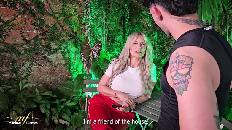 Monique Fuentes: Traigo Al Amigo De Mi Hijastro a Casa Para Que...