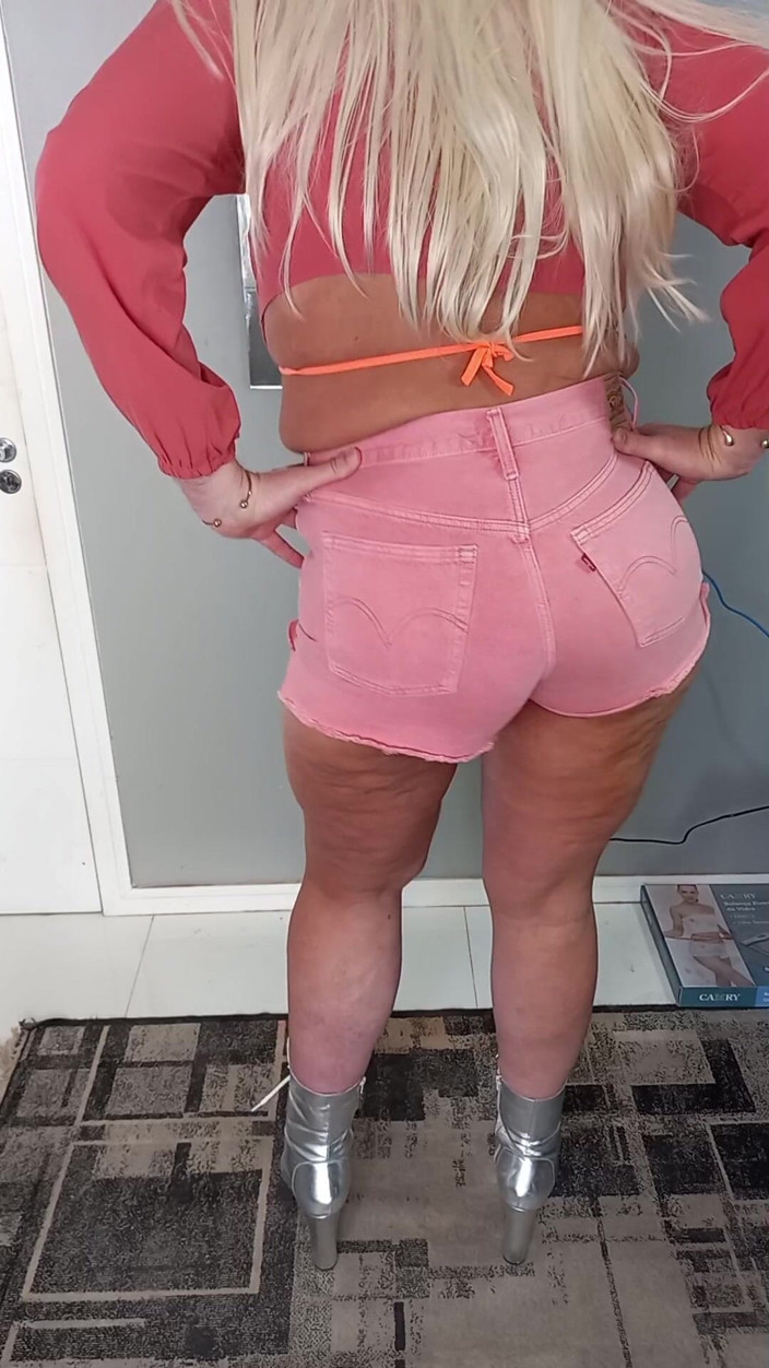 Sexy ass CDzinhafx: Mon cul sexy en short