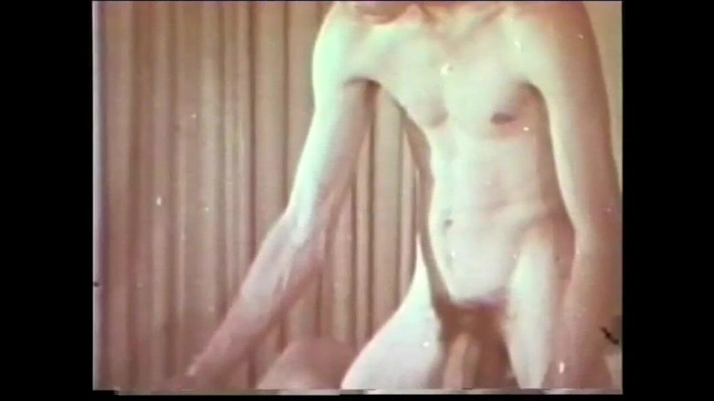 Vintage Usa: John Holmes au pays des merveilles aux chattes poilues (film complet)