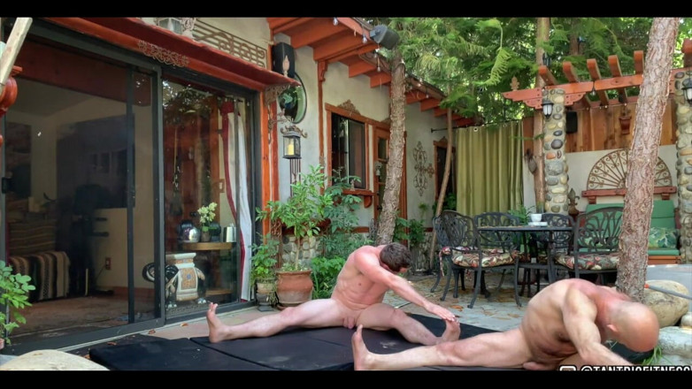Tantric Fitness: Entraînement de Pilates à poil !