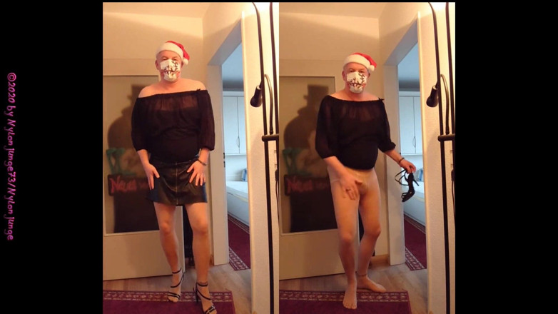Carmen_Nylonjunge: Kleiner Striptis Zum Advent 1
