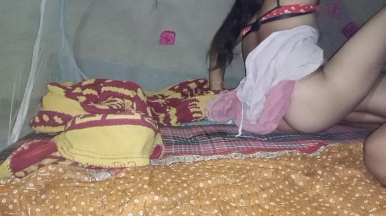 KMM: Une femme desi se fait baiser