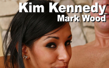 Edge Interactive Publishing: Kim Kennedy &Mark Wood suger knull ansiktssprut