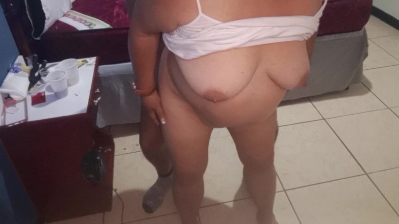 Sofixxx: La nonna di 70 anni della mia ragazza viene scopata in...