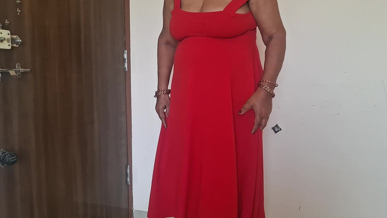 TABOOBREAKERS: Robe Rouge Coquine À La Demande, Chatte Poilue