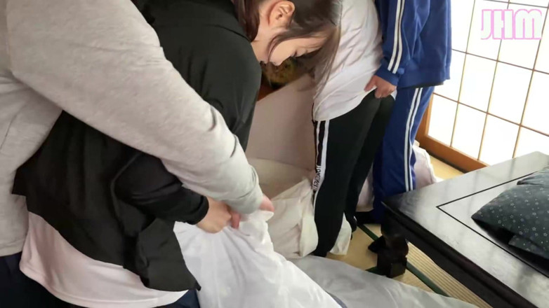 J Hentai Matings: Dua gadis terjerat dalam kekacauan pemalu, tubuh bertabrakan dengan panas...