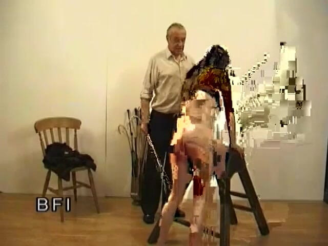 House of lords and mistresses in the spanking zone: Načapal a dostal výstřik
